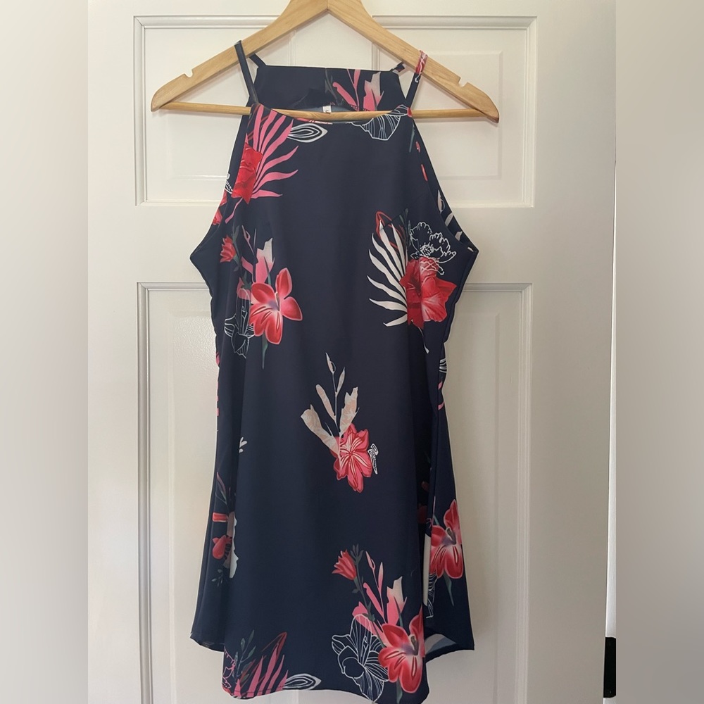 Women’s a line floral dress size small
